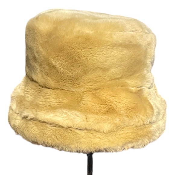 Faux Fur Fluffy Bucket Winter Hat Cream - Picture 3 of 10